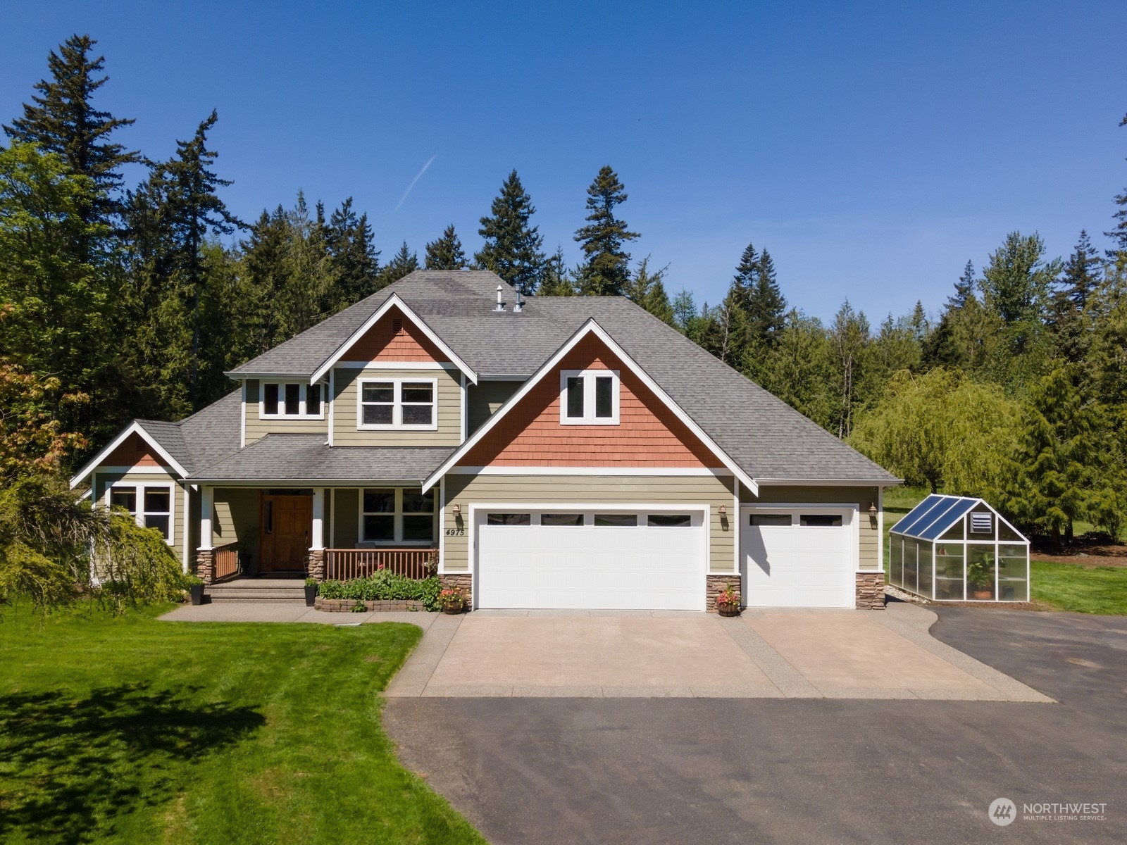 Property Photo:  4975 E 12th Drive  WA 98226 