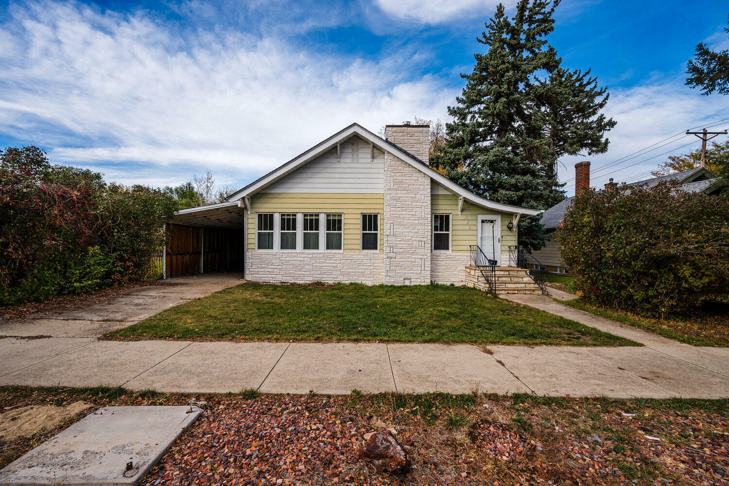 Property Photo:  349 W Burrows Street  WY 82801 