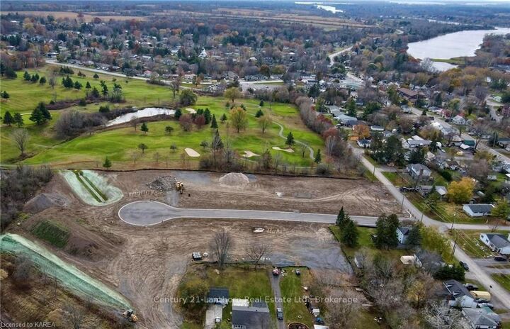 Property Photo:  36 Parks St  ON K7R 0G1 