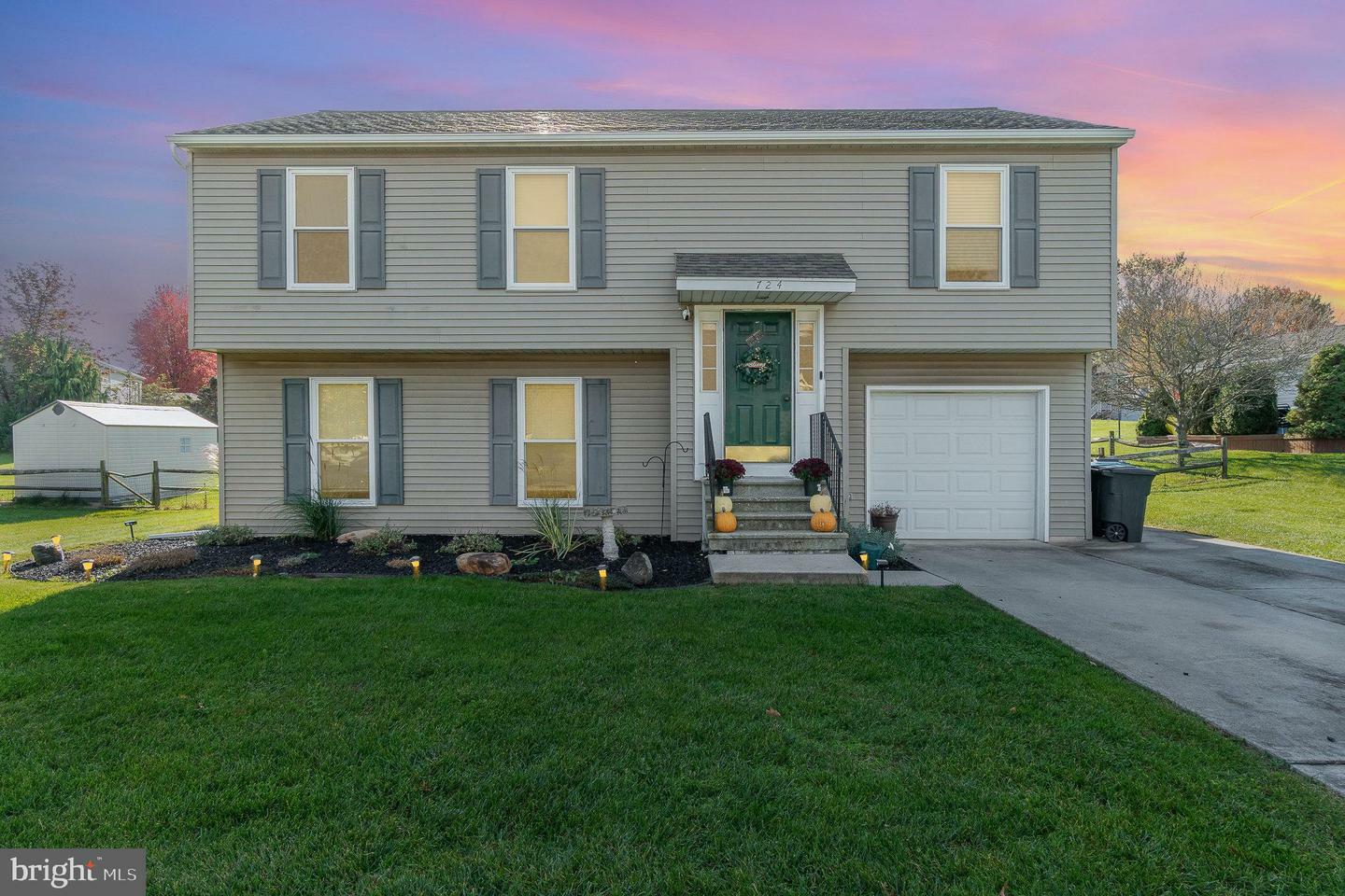 Property Photo:  724 Riverview Drive  PA 17319 