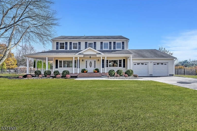 Property Photo: 6 Woodshire Way NJ 08844