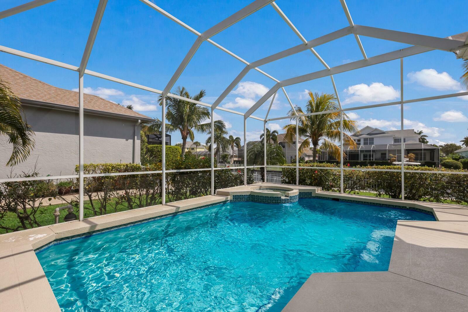 Property Photo:  4604 Blue Marlin Drive  FL 34208 