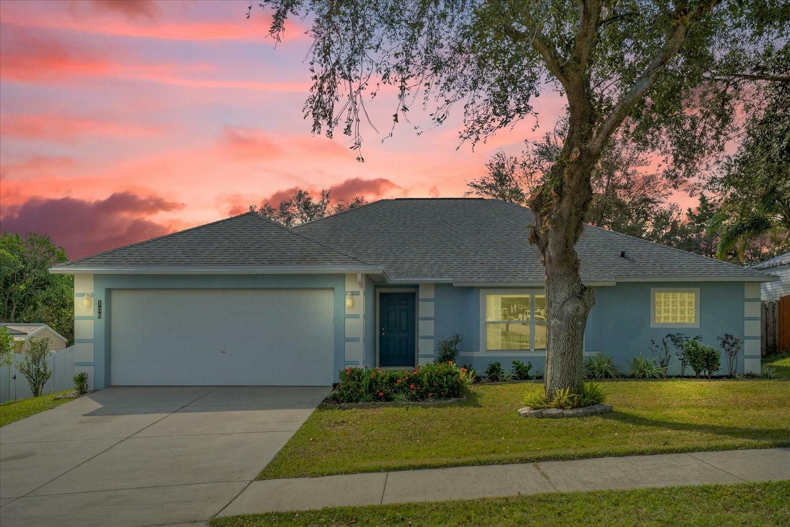 Property Photo: 136 Carlyle Street FL 34715