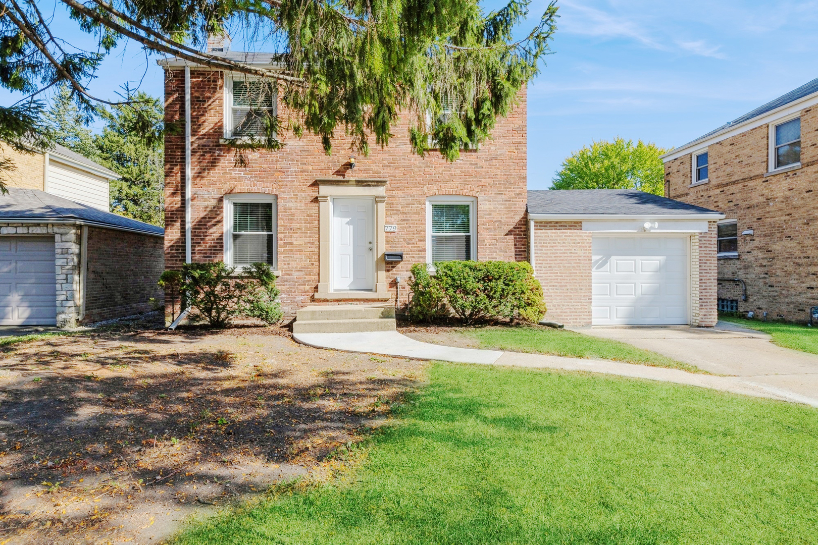 Property Photo:  779 S Wolf Road  IL 60016 