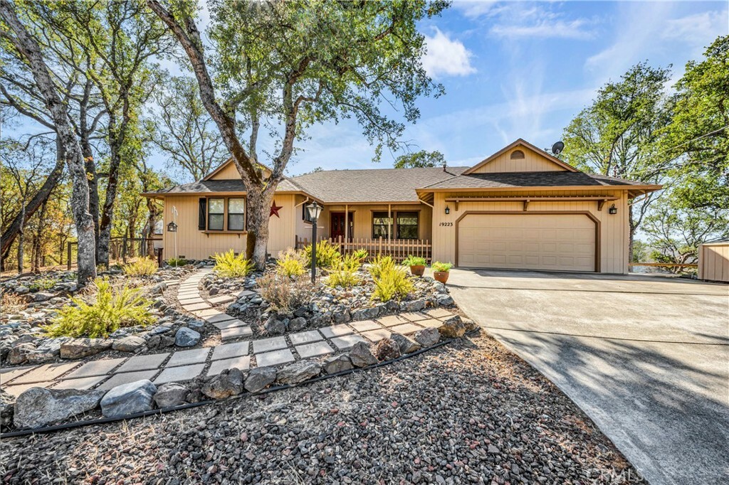 Property Photo:  19223 Moon Ridge Road  CA 95467 