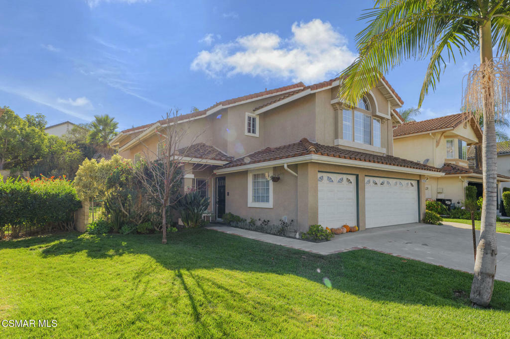 Property Photo:  1808 Golden Oak Street  CA 91320 