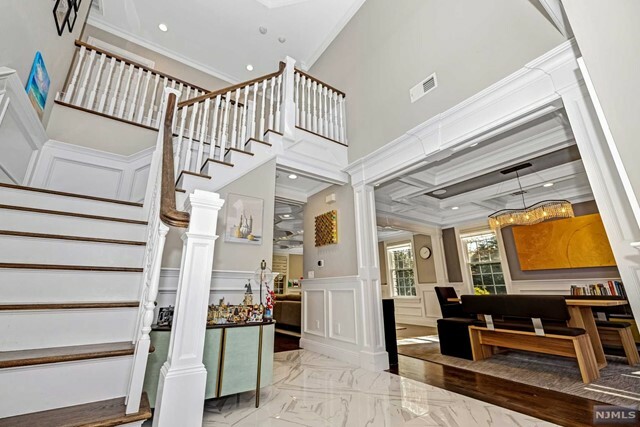 Property Photo:  10 Cranford Road  NJ 07452 