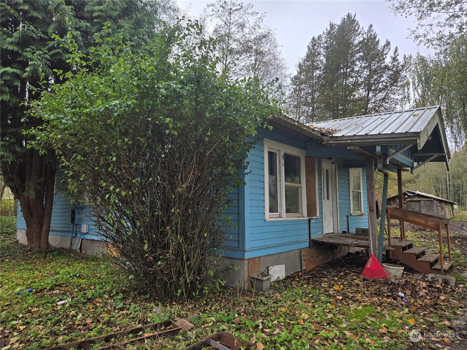 Property Photo:  8453 Harborview Road  WA 98230 