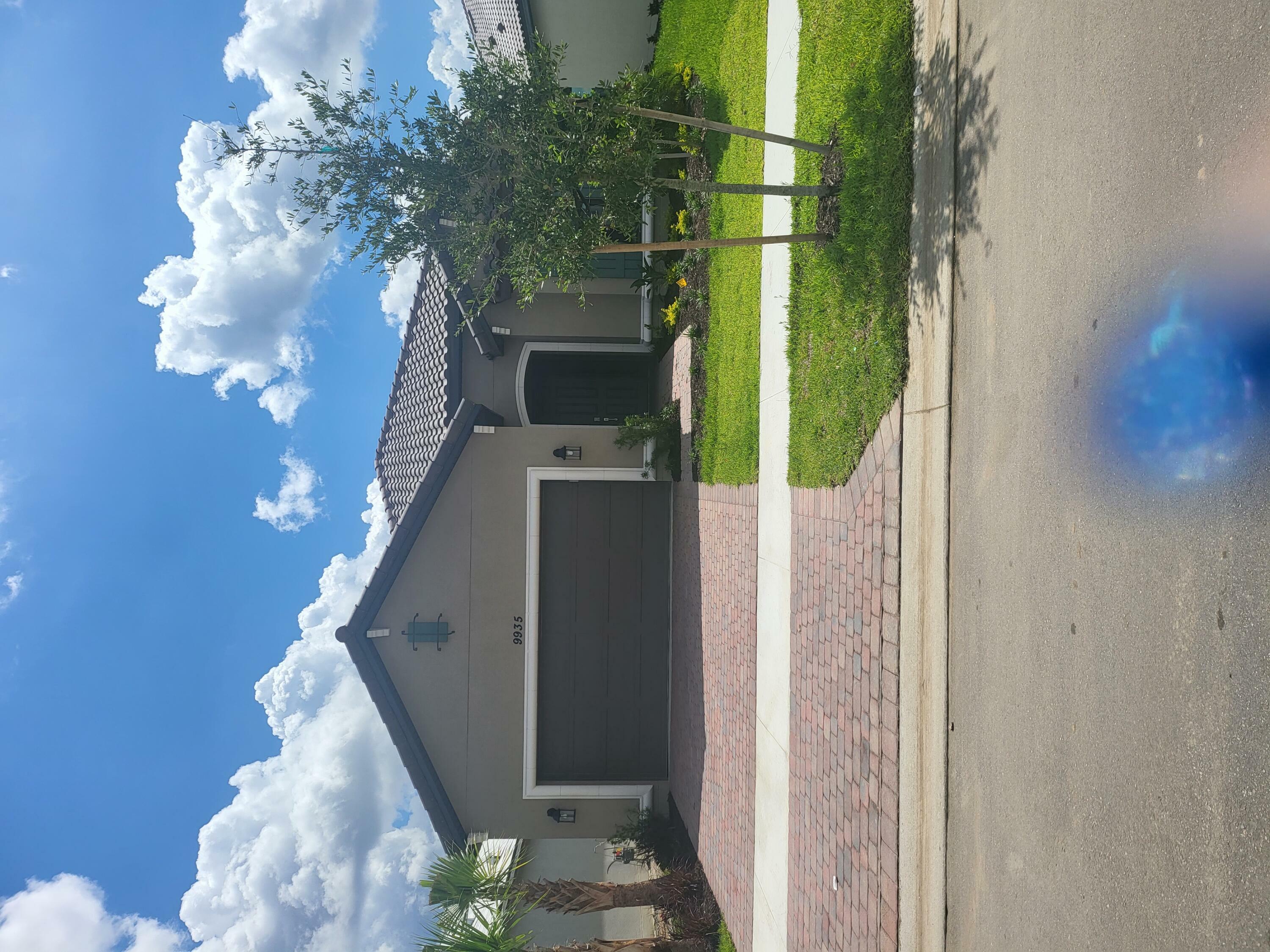 Property Photo:  9935 SW Cloister Drive  FL 34987 