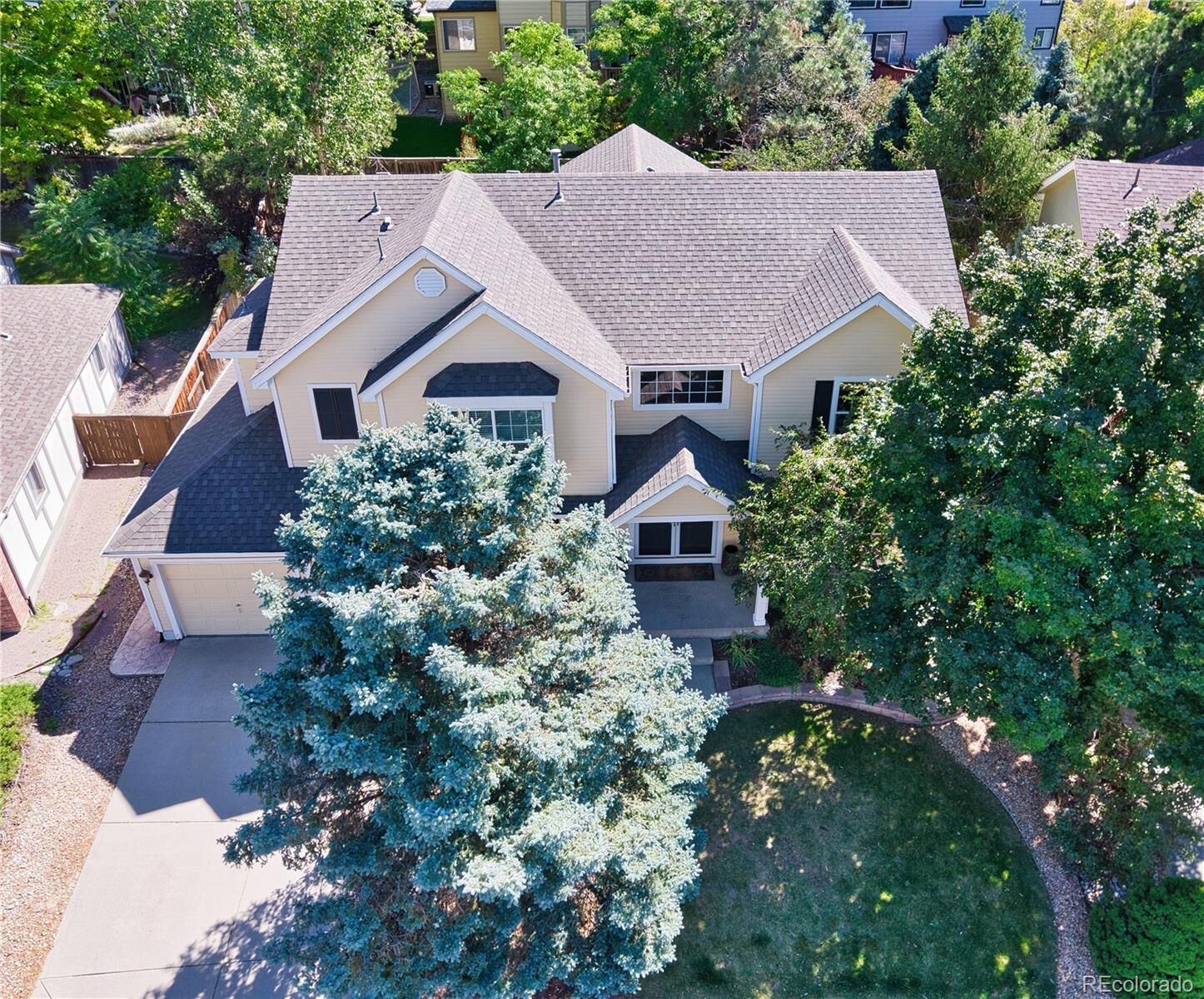 Property Photo:  6938 Chestnut Hill Street  CO 80130 