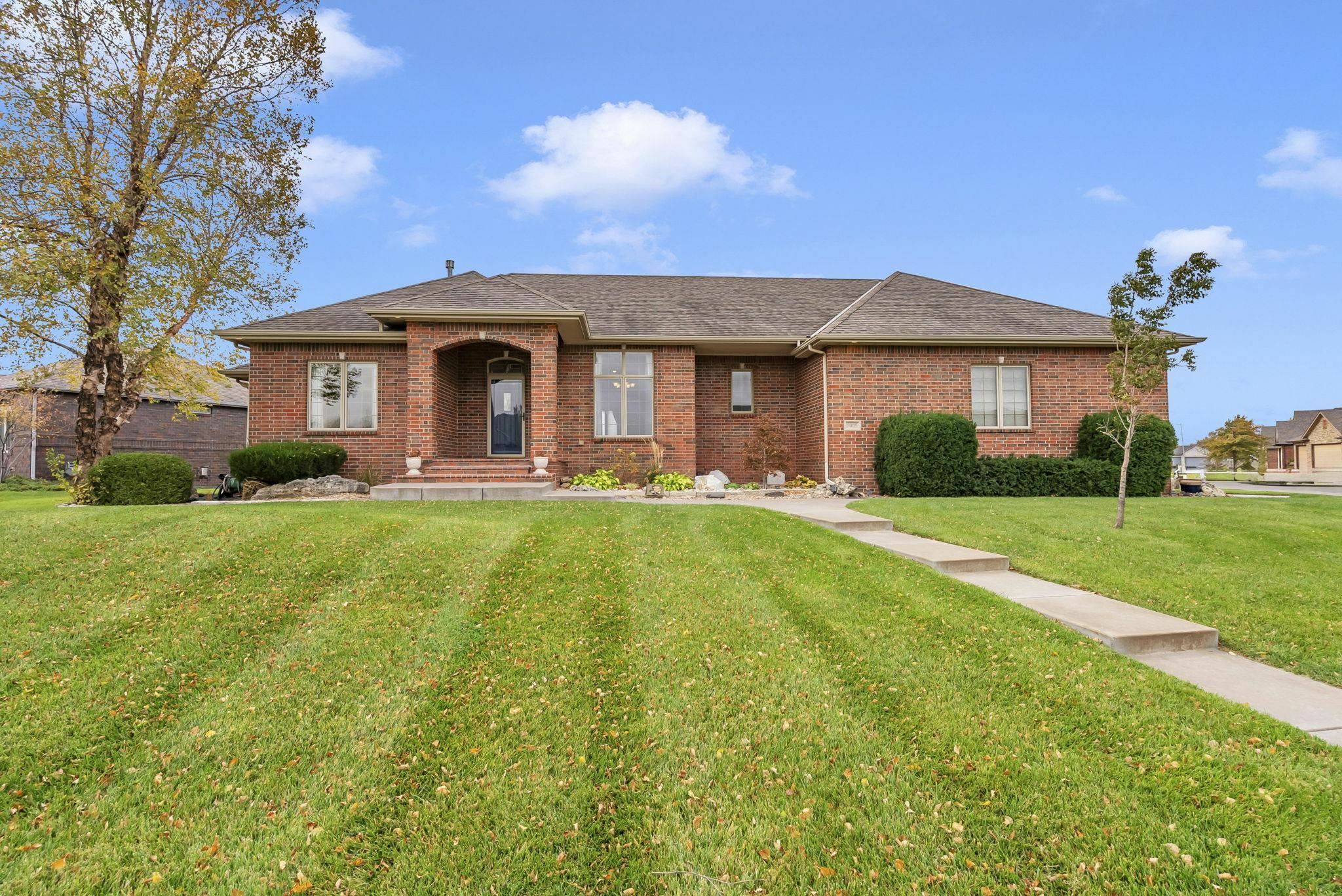 Property Photo:  5005 N Sandkey St  KS 67204 