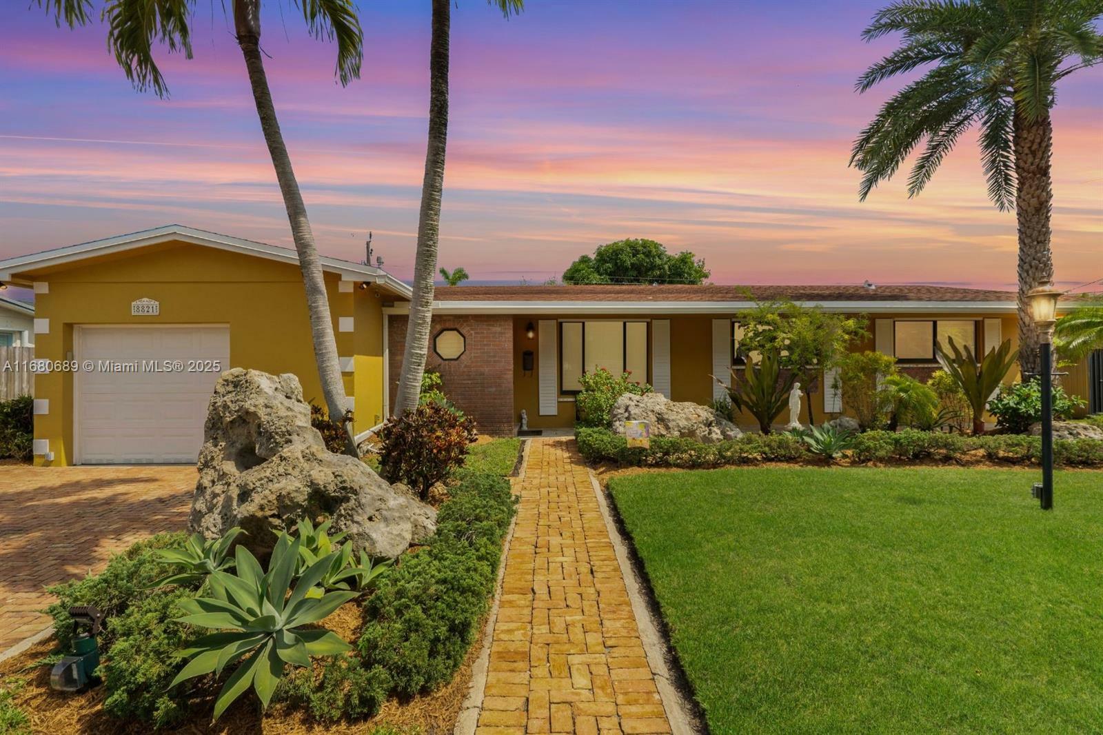 Property Photo: 8821 SW 51st St FL 33165