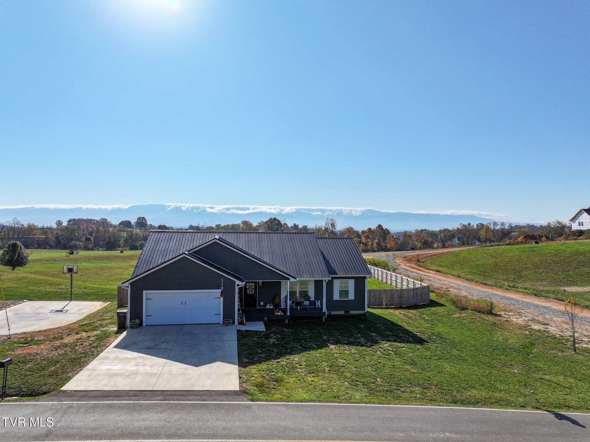 Property Photo:  2186 Old Stage Road  TN 37743 