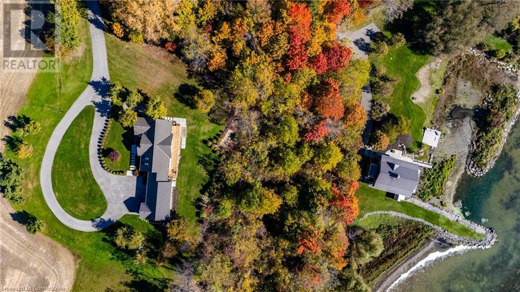 Photo de la propriété: 648 Front Road ON N0E 1P0