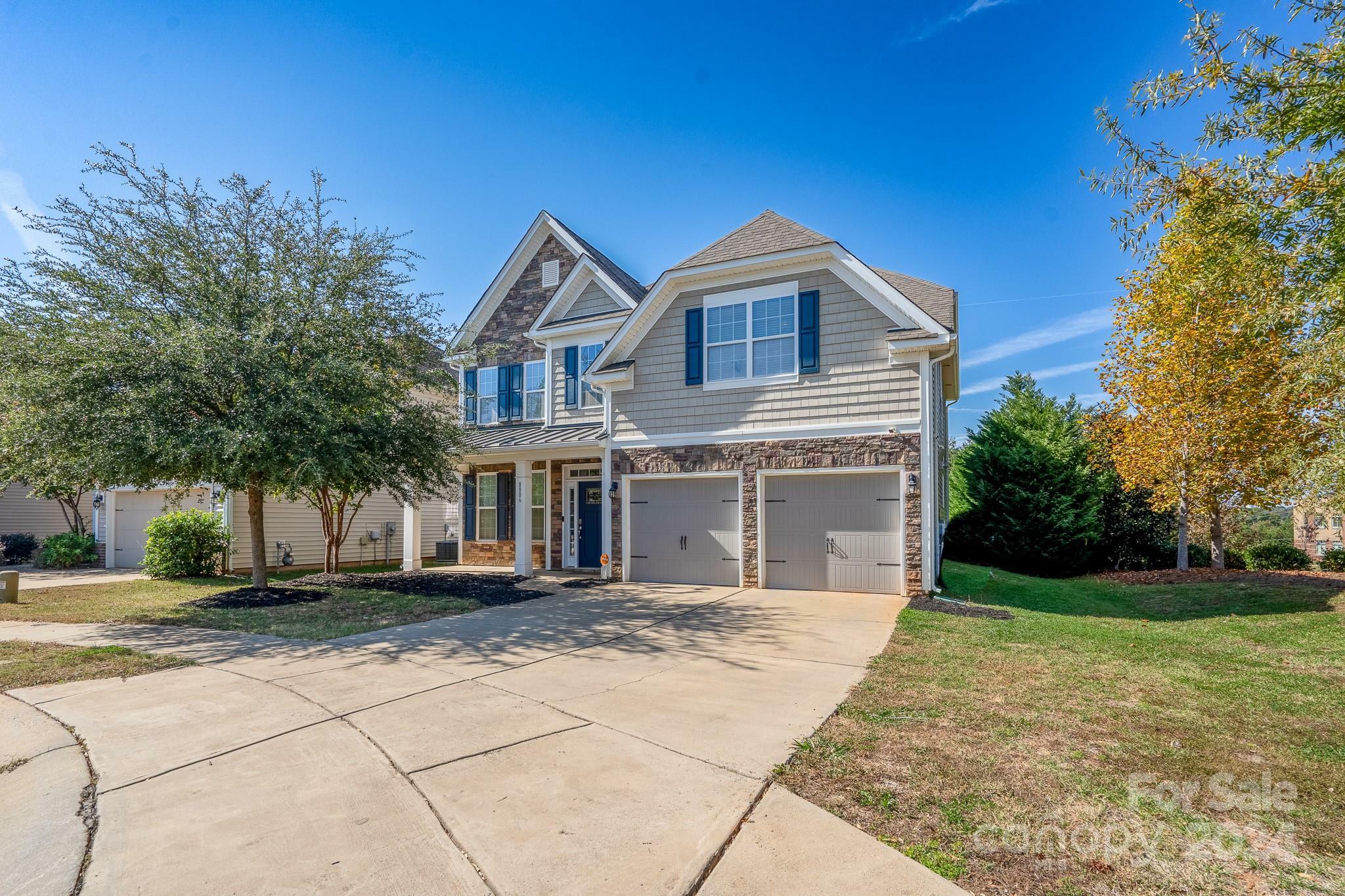 Property Photo:  8806 Douglas Palace Court  NC 28278 