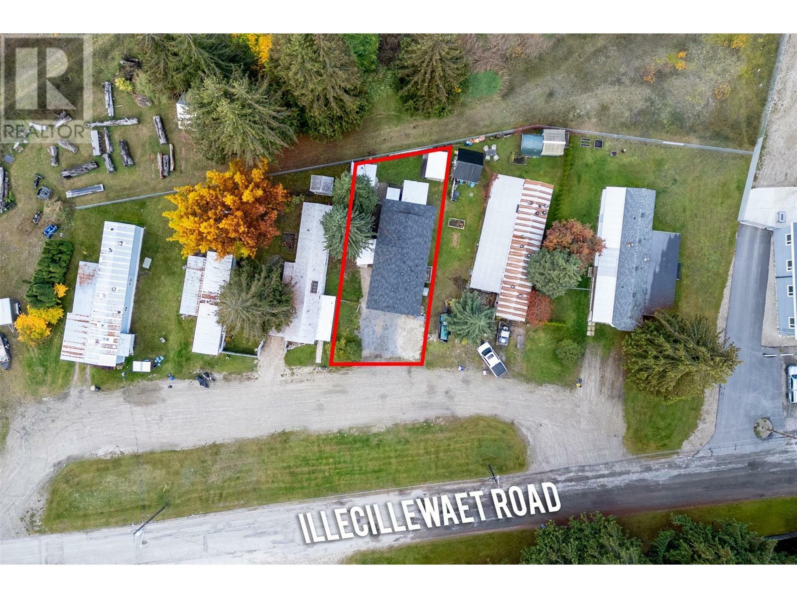 Property Photo:  1442 Illecillewaet Road 5  BC V0E 2S0 