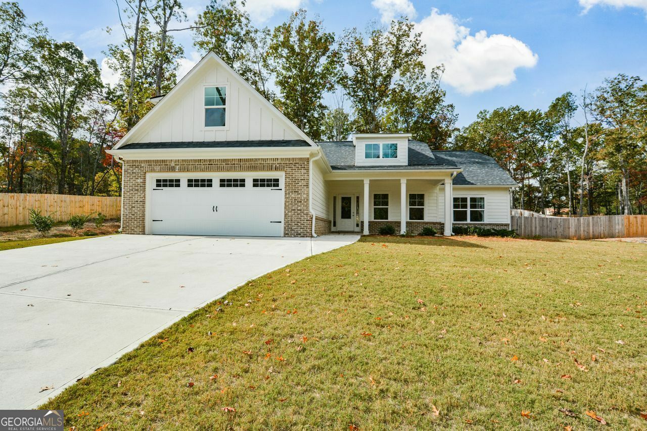 Property Photo:  814 Harmony Road  GA 30179 