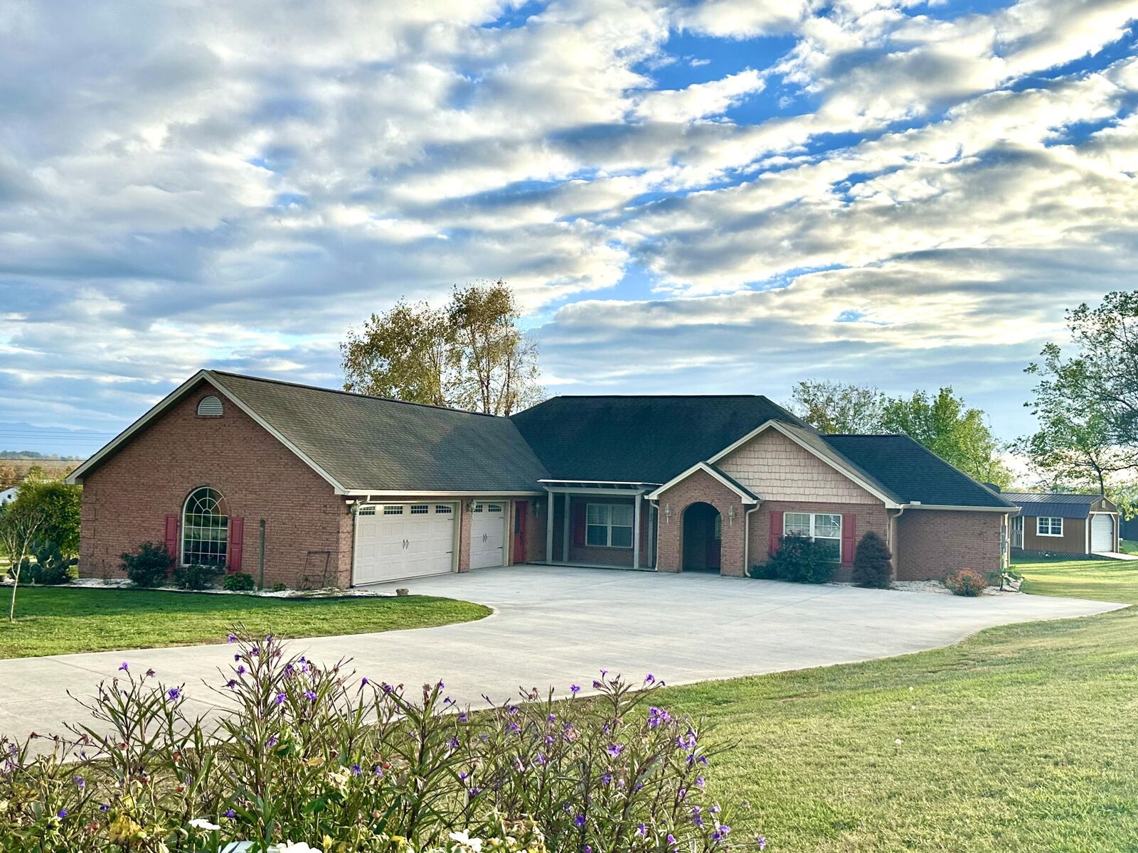 Property Photo:  1036 Southwind Circle  TN 37725 