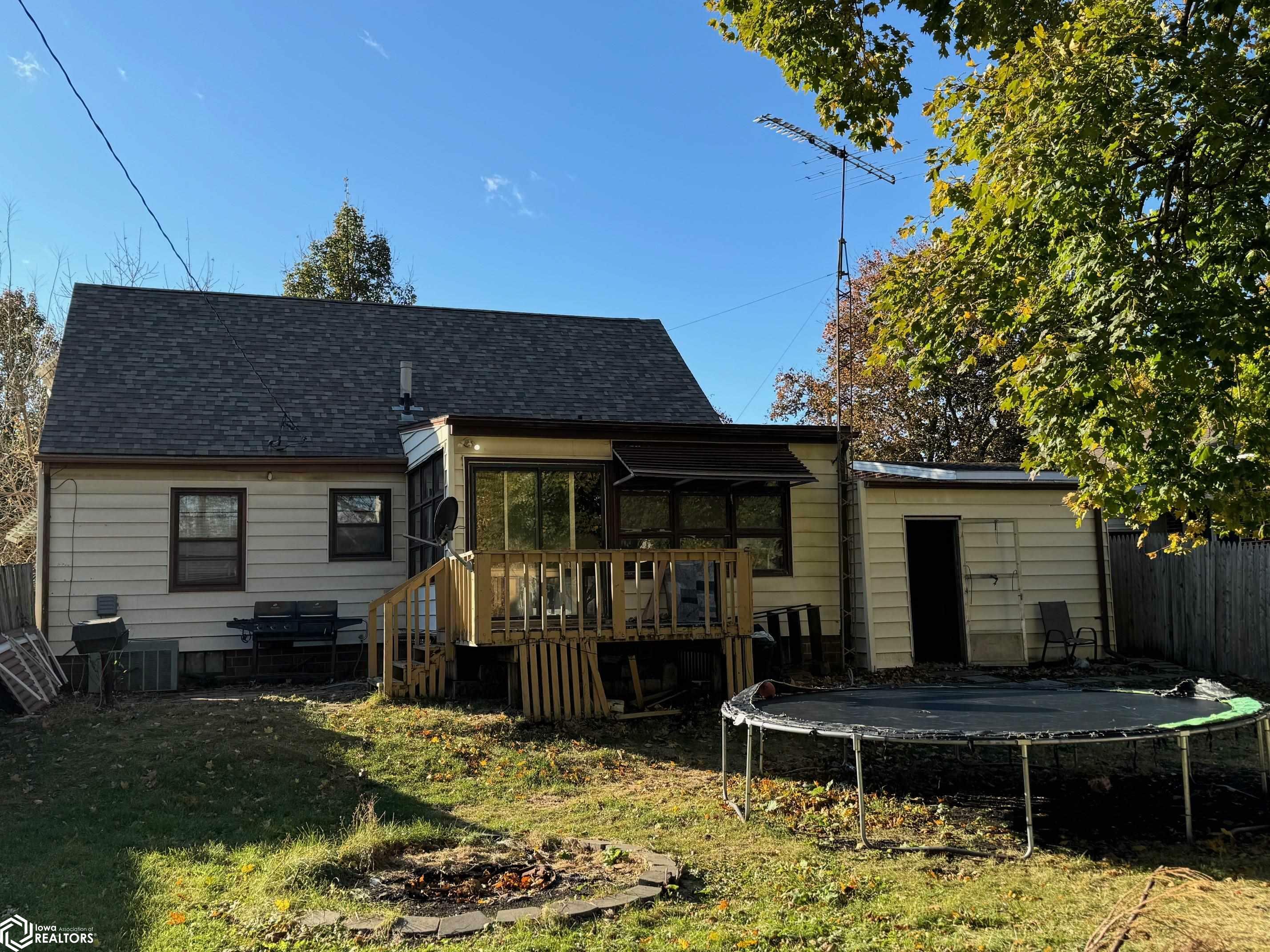 Property Photo: 1669 11th Avenue IA 50501