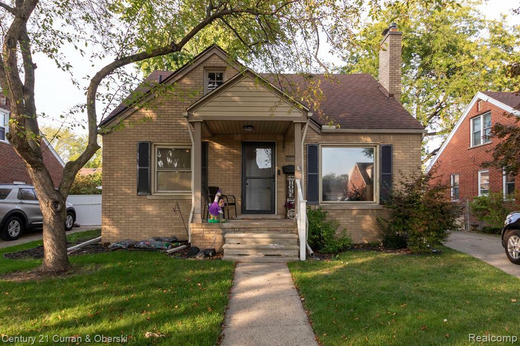 Property Photo: 15224 Oceana Avenue MI 48101 1956