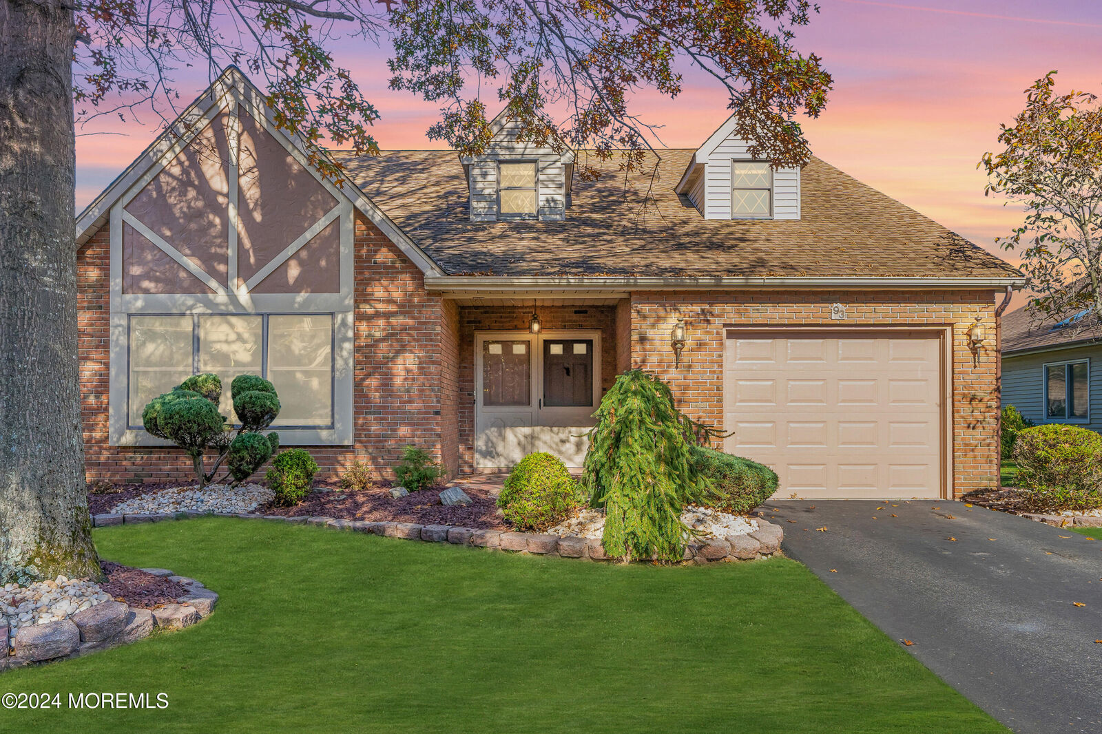 Property Photo:  93 Clubhouse Lane  NJ 07746 