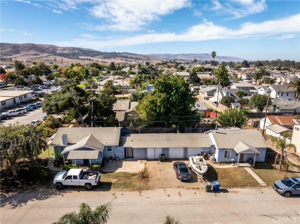 Property Photo:  755 Pinal Avenue  CA 93455 