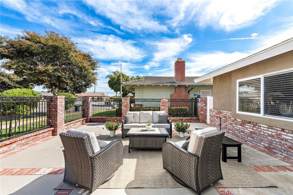 Property Photo:  6202 Kimberly Drive  CA 92647 