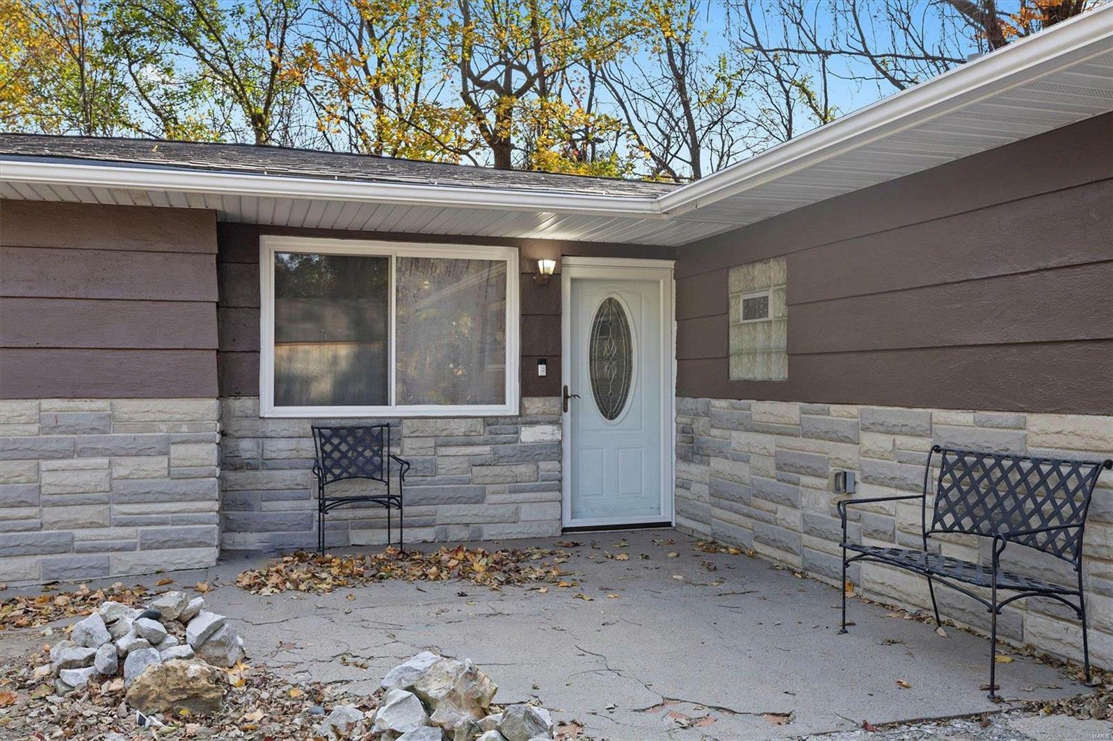 Property Photo:  1119 Carlace Drive  IL 62234 