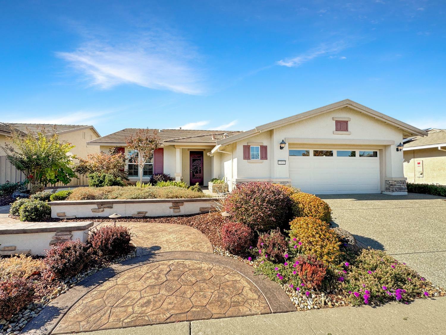 Property Photo:  1814 Grand Pheasant Lane  CA 95648 