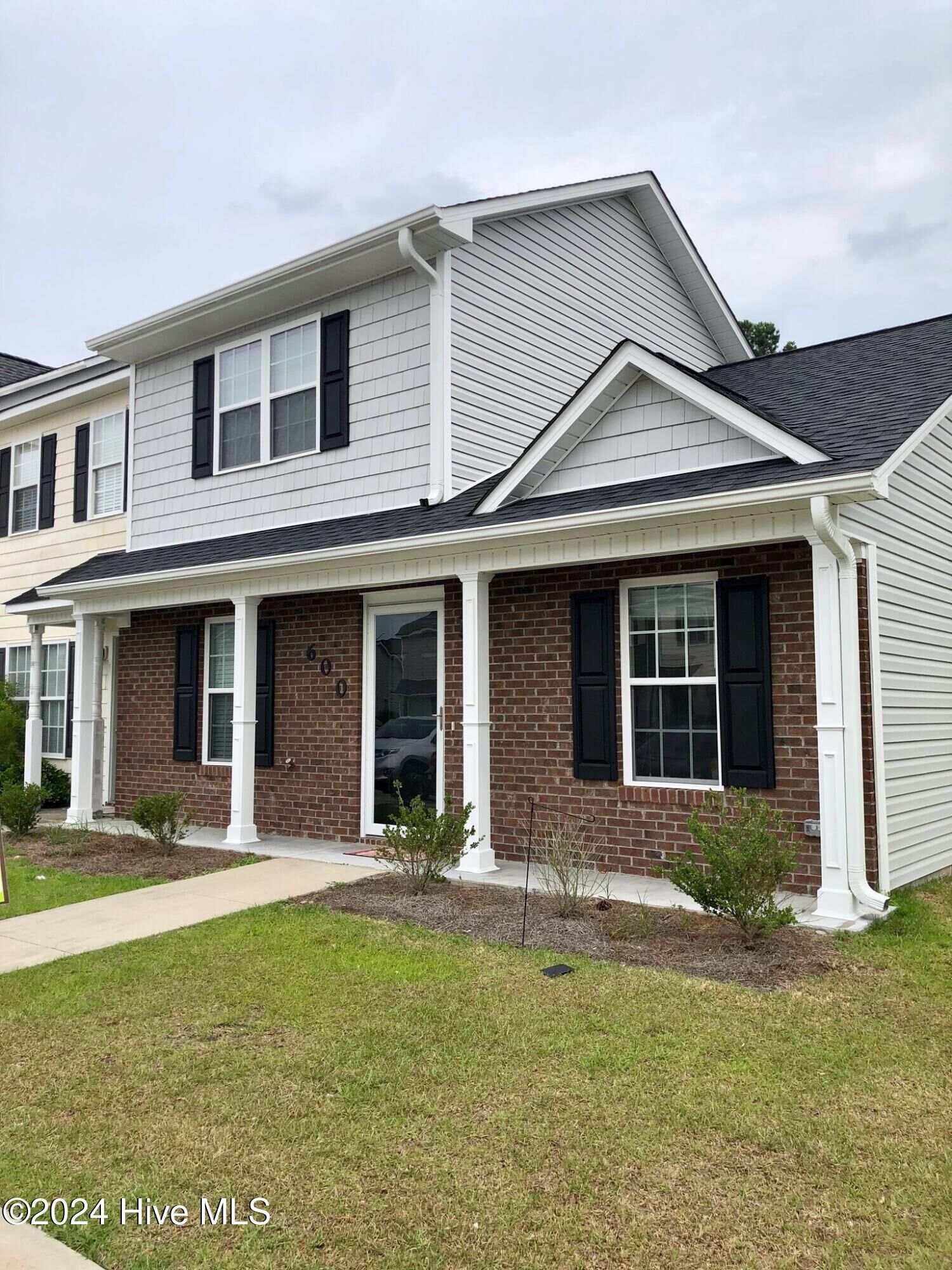 Property Photo:  600 Streamwood Drive  NC 28546 