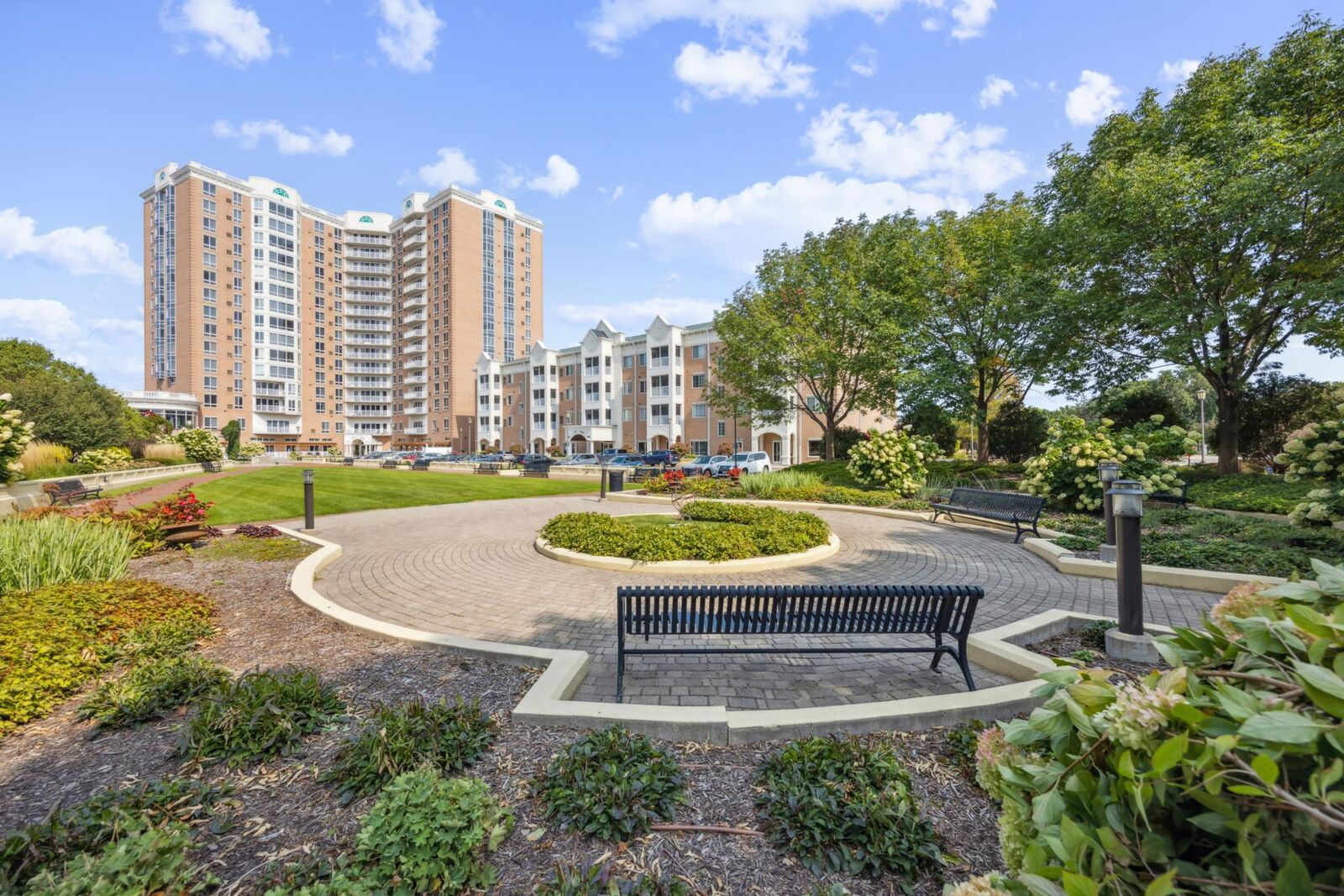 Property Photo:  6600 Lyndale Avenue S 708  MN 55423 