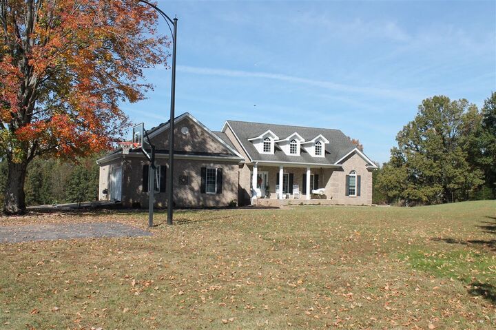 Property Photo: 3464 Anna Sandhill Road KY 42101