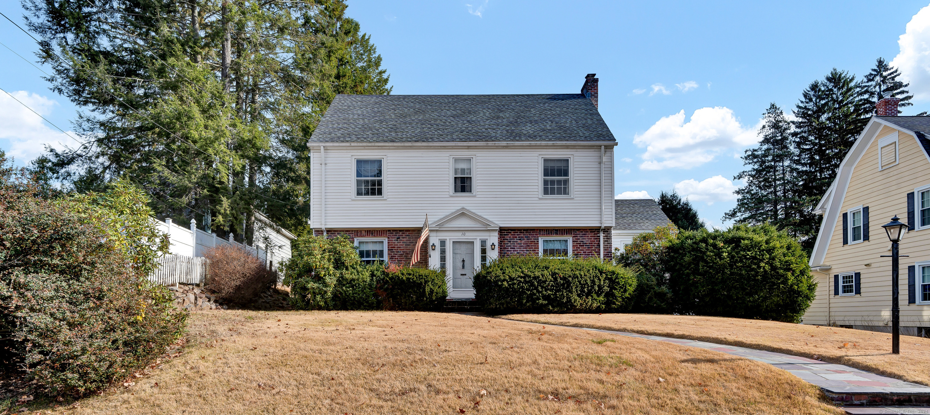 Property Photo:  10 Wardwell Road  CT 06107 