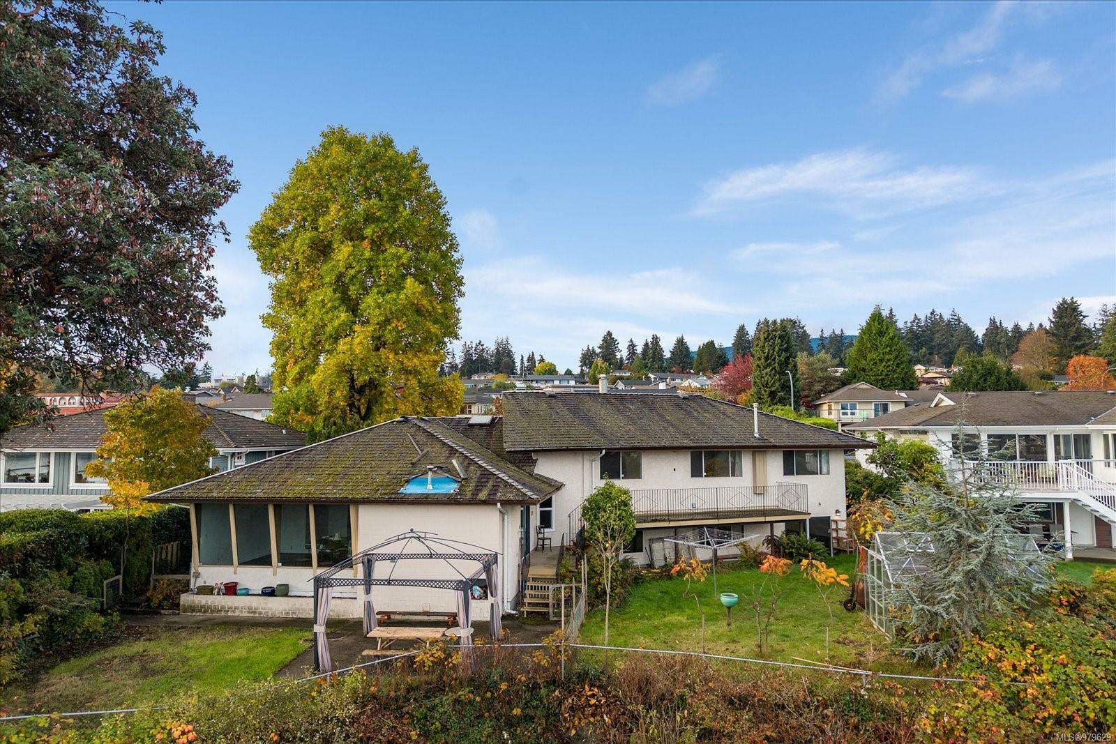 Property Photo:  165 Cilaire Dr  BC V9S 3E2 