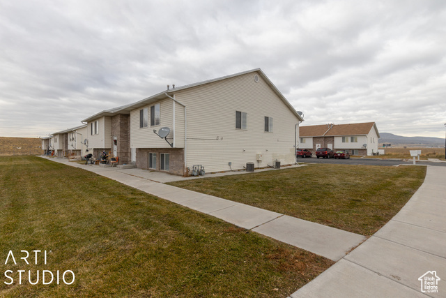 Property Photo:  1665 W 150 N D  UT 84337 