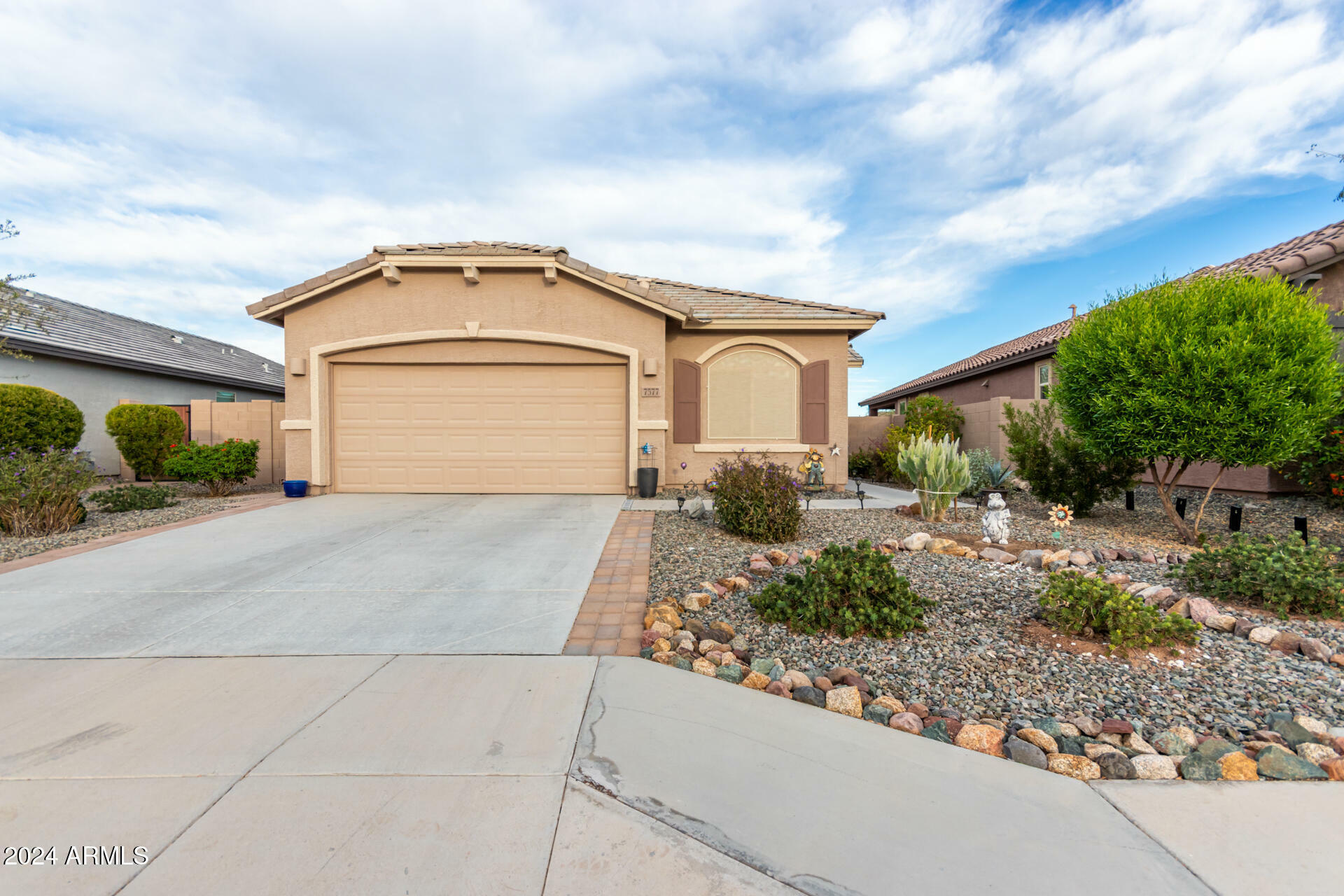 Property Photo:  7577 S Towel Creek Drive  AZ 85118 