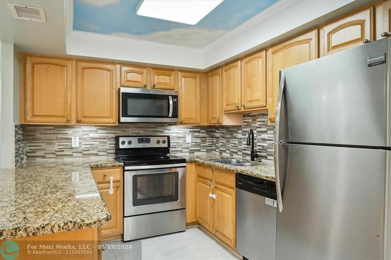 Property Photo:  3311 Mallard Close 51  FL 33064 