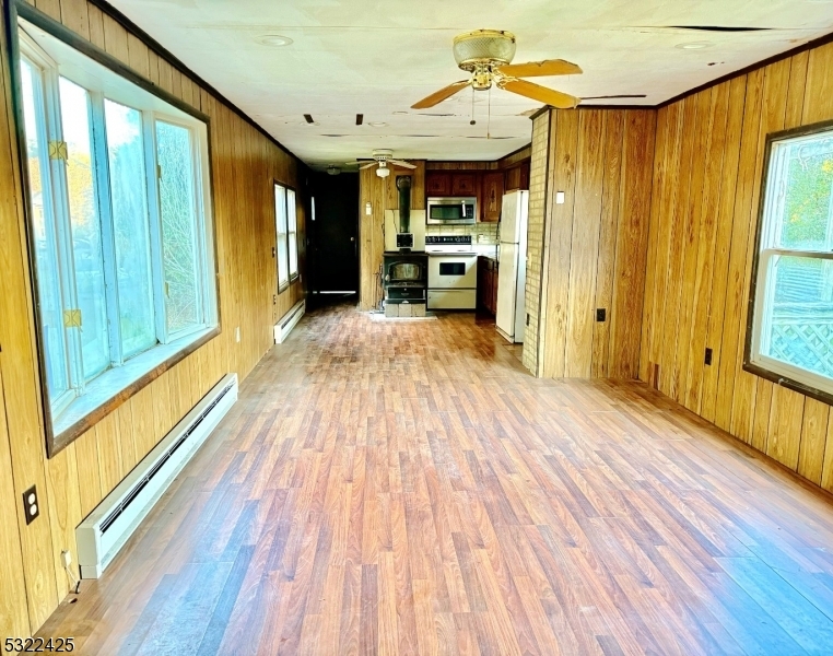 Property Photo:  45 Pine St  NJ 07863 