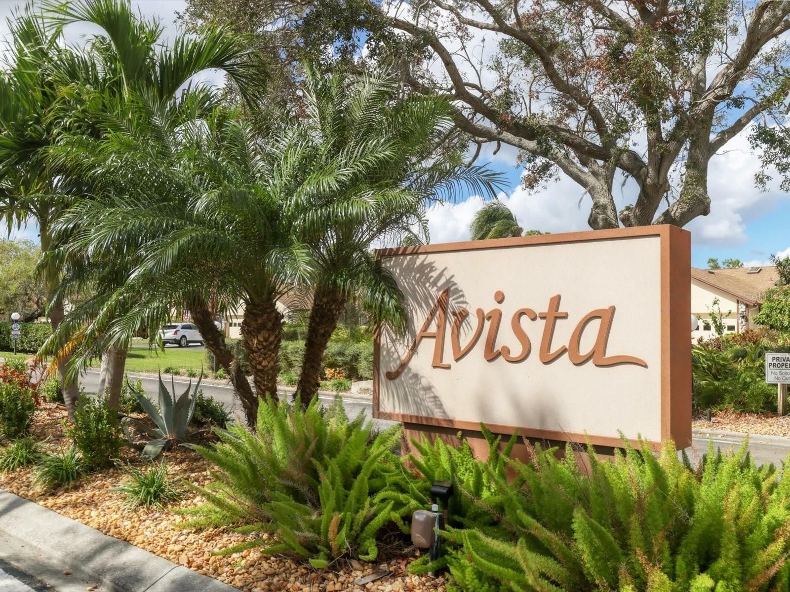 Property Photo:  5769 Avista Drive 5769  FL 34243 