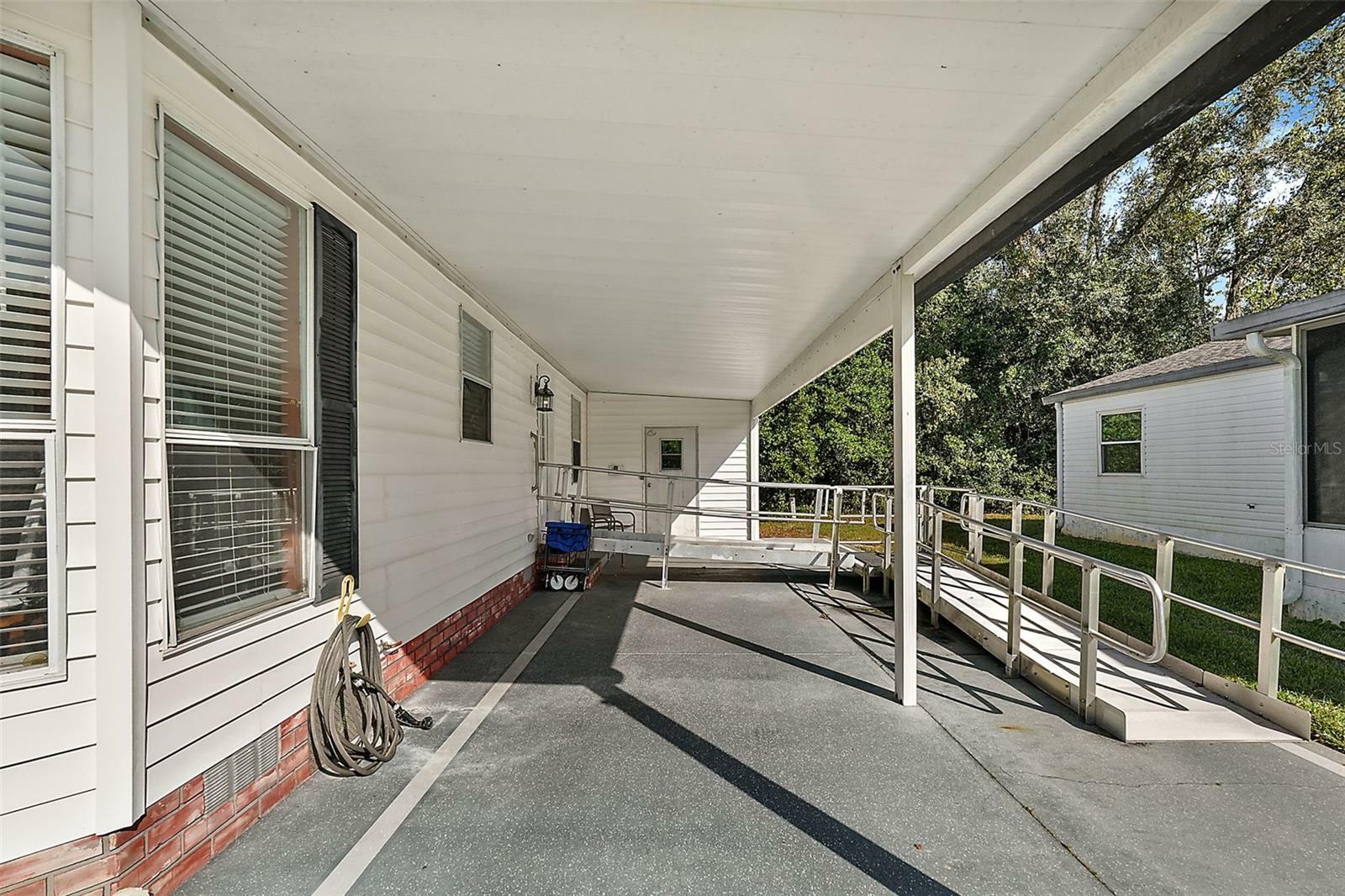 Property Photo:  1215 E Schwartz Boulevard  FL 32159 