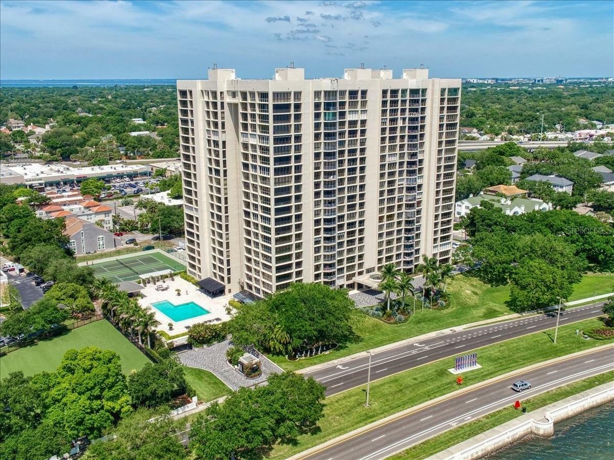 Property Photo:  3301 Bayshore Boulevard 708B  FL 33629 