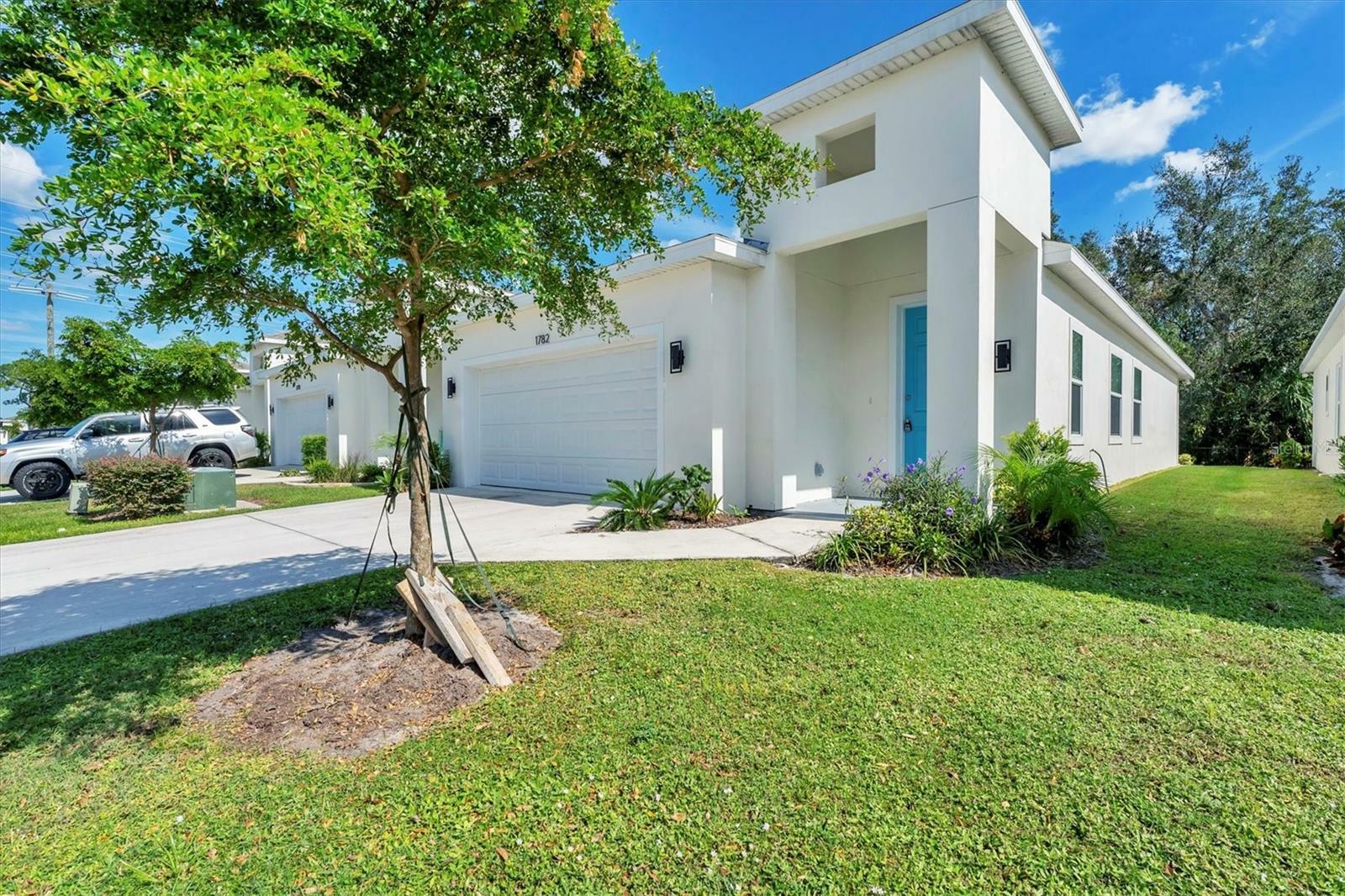 Property Photo:  1782 White Orchid Court  FL 34235 