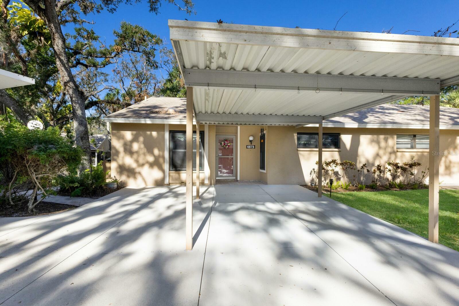 Property Photo:  4873 Village Gardens Drive 191  FL 34234 