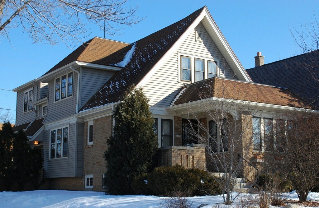 Property Photo:  2476 N 60th St  WI 53210 