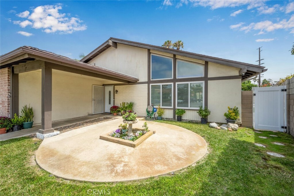 Property Photo:  20462 Running Springs Lane  CA 92646 