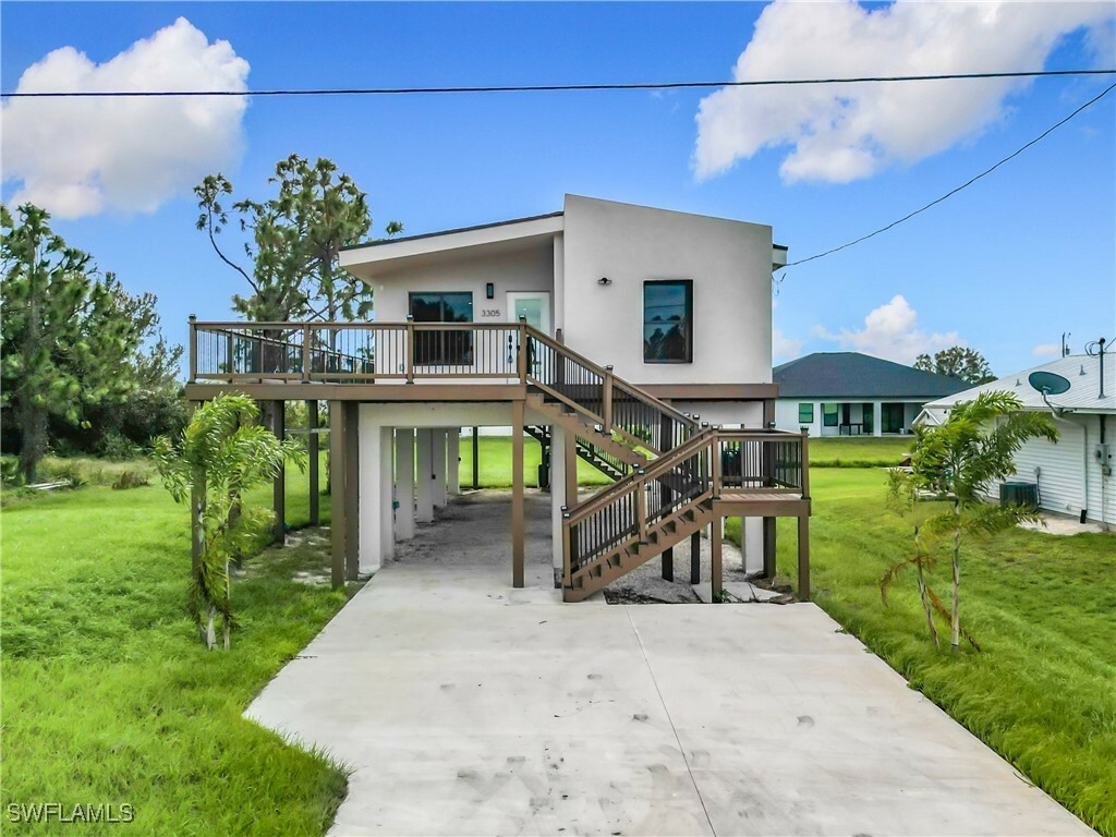 Property Photo:  3305 20th Street SW  FL 33976 