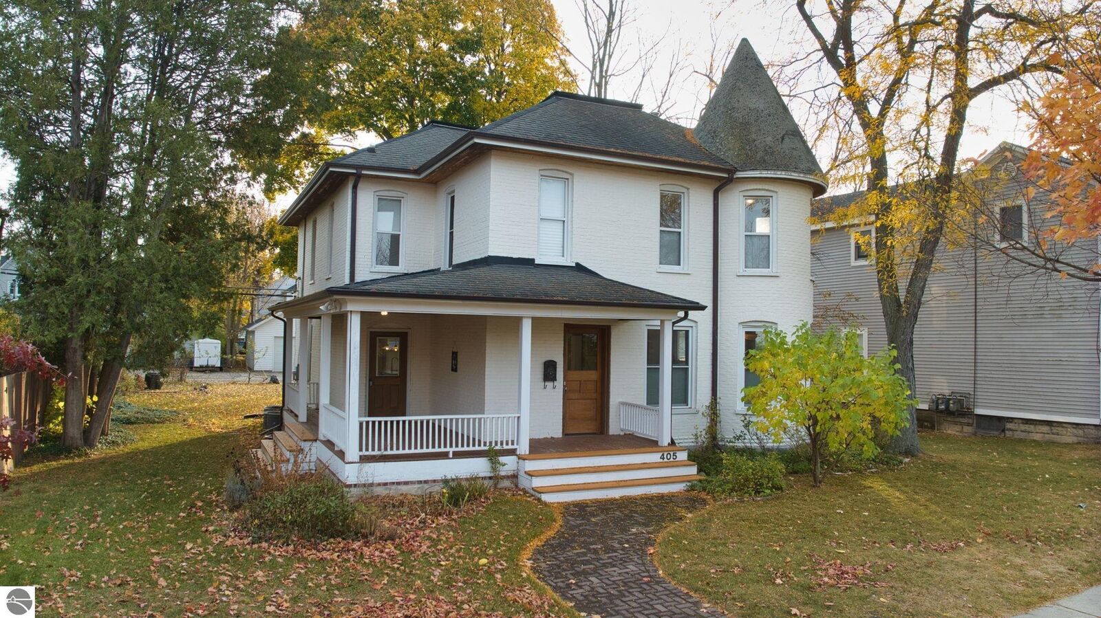 Property Photo:  405 S Main Street  MI 48858 