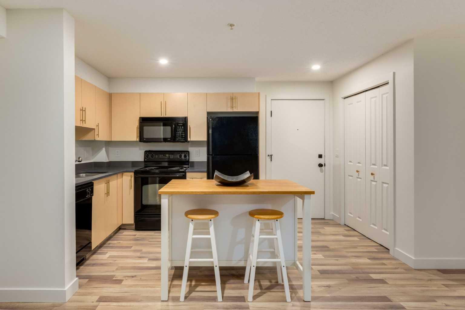 Property Photo:  2395 Eversyde Avenue SW 1232  AB T2Y 0B5 