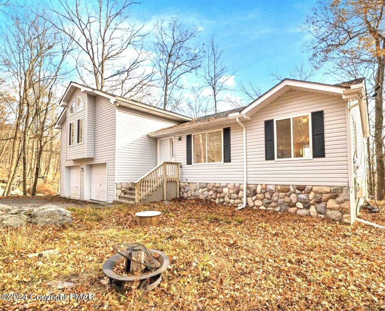 120 Radcliff Road  Bushkill PA 18324 photo