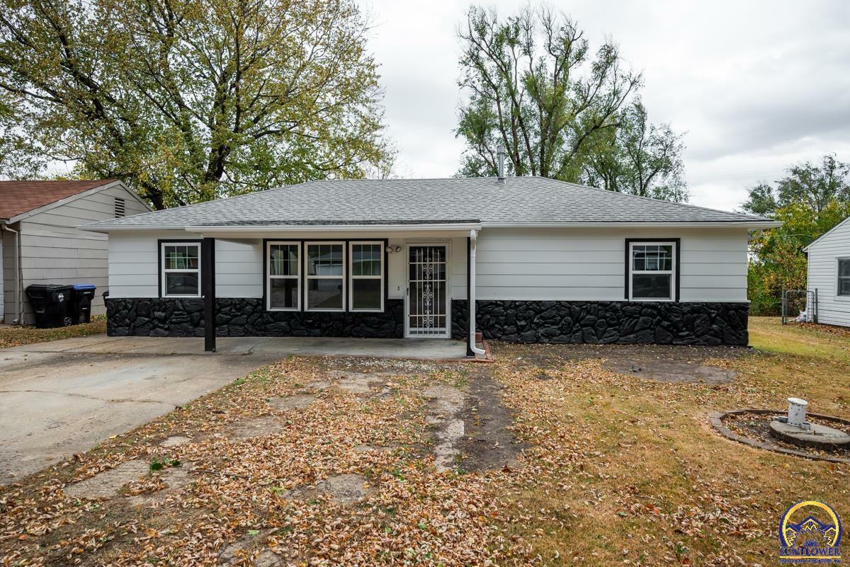 3372 SW Kirklawn Ave  Topeka KS 66611 photo